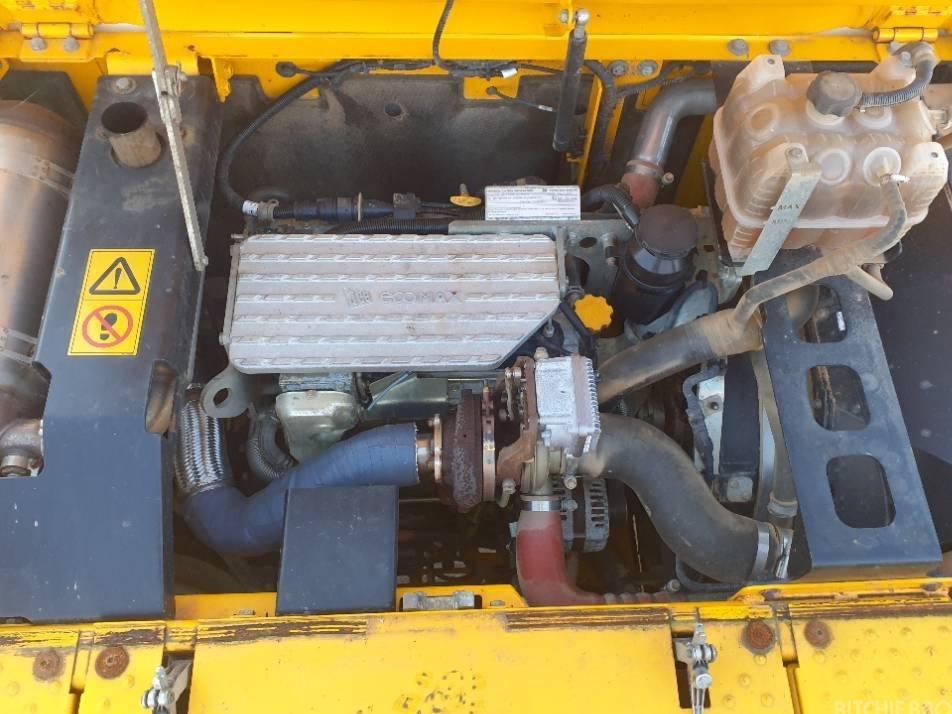 Excavator pe senile - JCB 220X LC