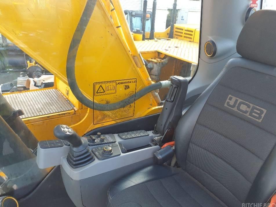 Excavator pe senile - JCB 220X LC