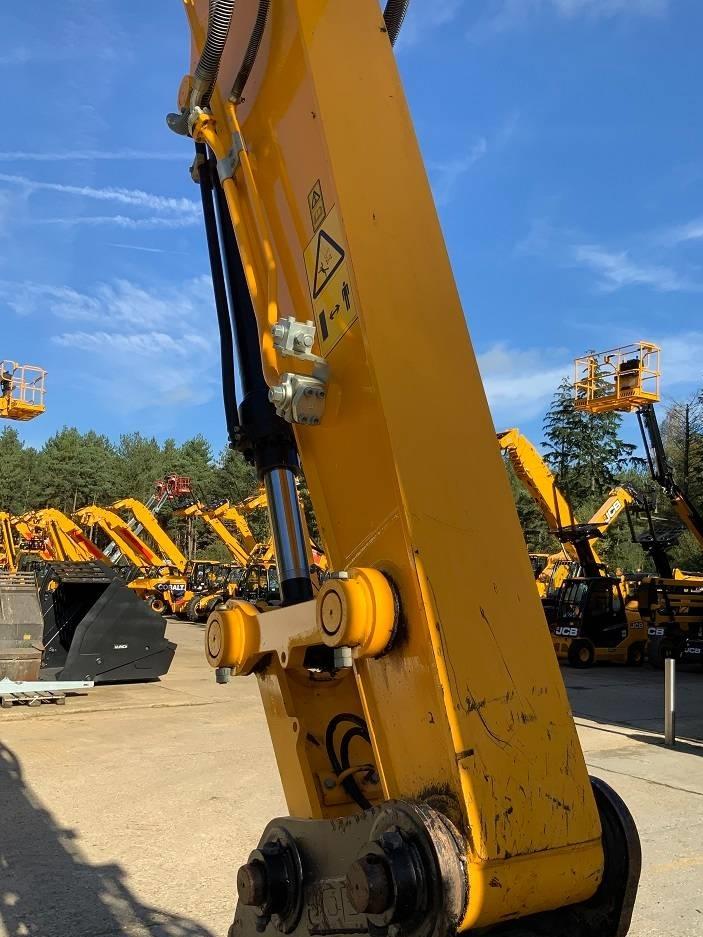 Excavator pe senile - JCB 245XR LC