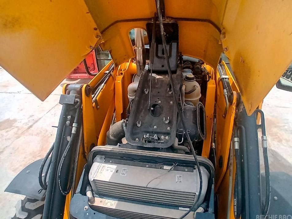 Buldoexcavator - JCB 3 CX 4 T