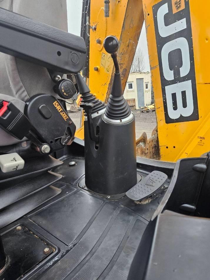 Buldoexcavator - JCB 3 CX