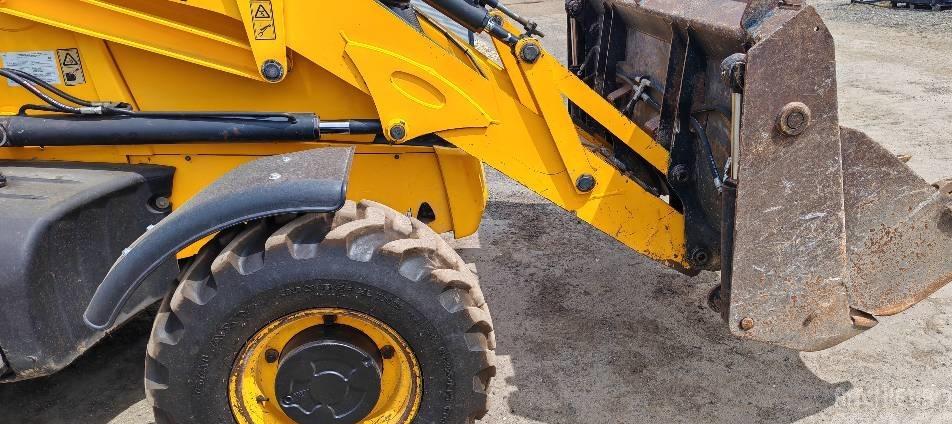 Buldoexcavator - JCB 3 CX