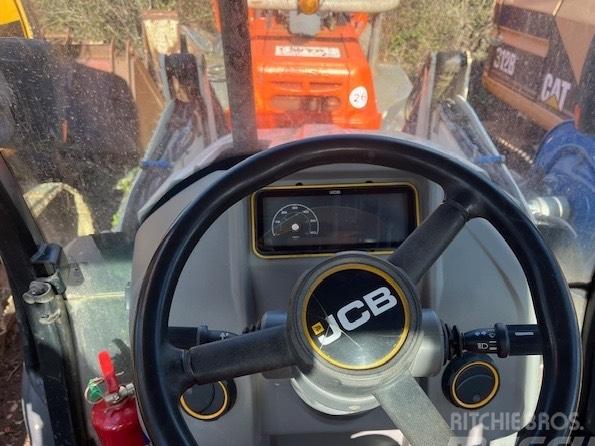 Buldoexcavator - JCB 3CX Compact