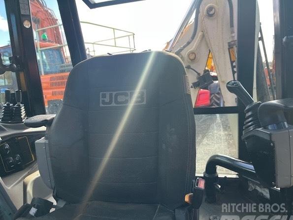 Buldoexcavator - JCB 3CX Compact