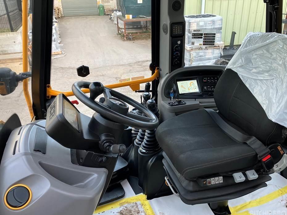 Buldoexcavator - JCB 3CX