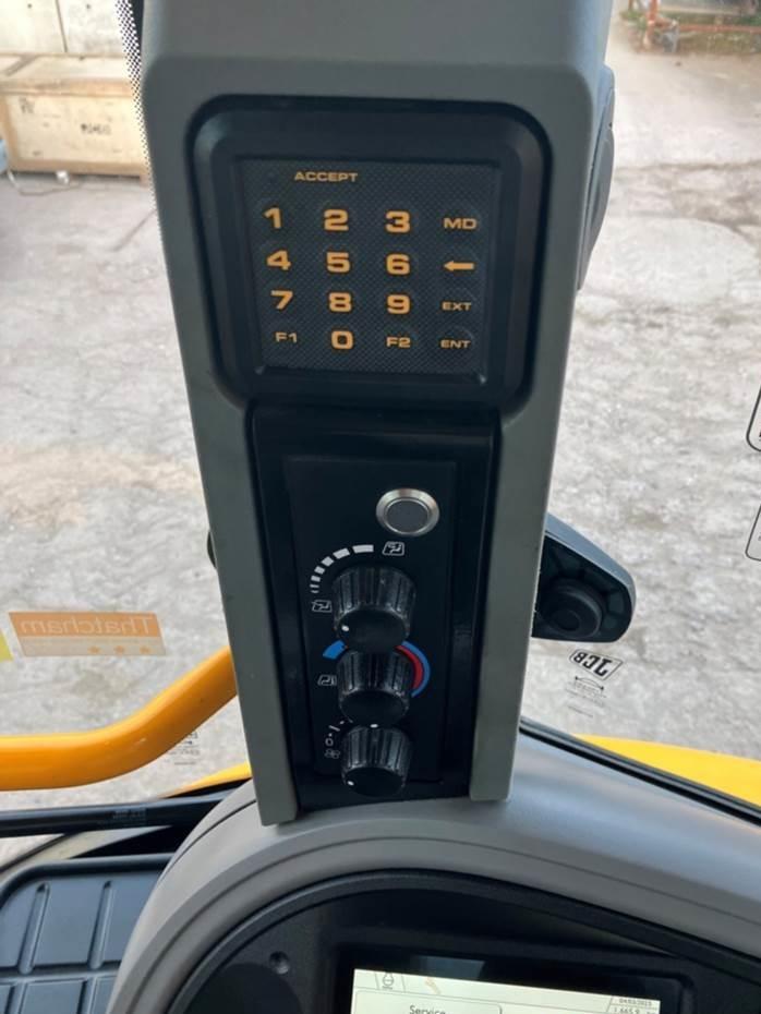 Buldoexcavator - JCB 3CX
