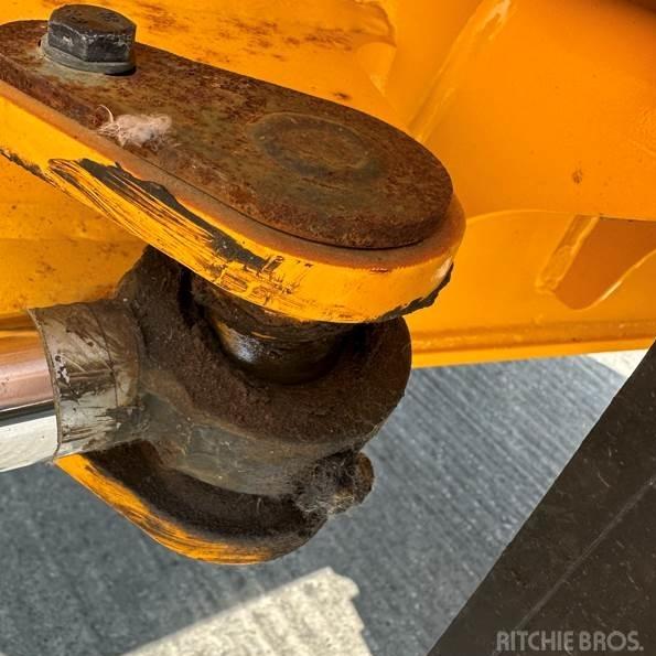 SITE DUMPERS - JCB 3T-1