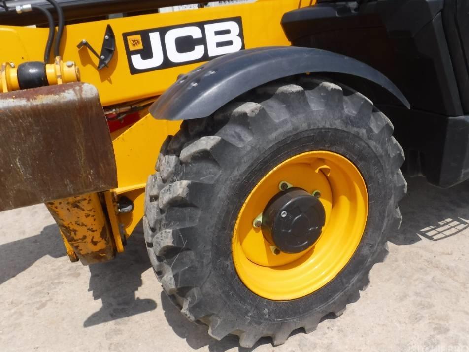 Incarcator telescopic - JCB 540-140 HI VIZ