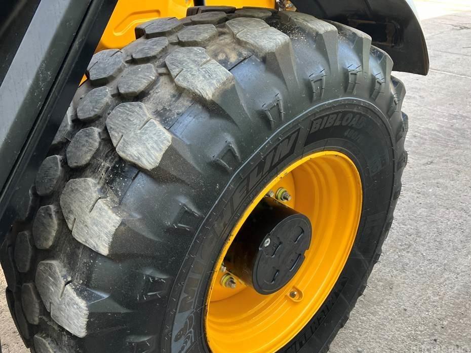 Incarcator telescopic - JCB 560-80 Wastemaster