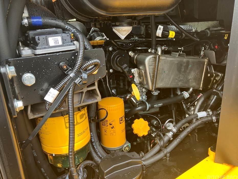 SITE DUMPERS - JCB 6TFT
