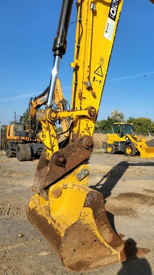Excavator pe senile - JCB JS 220 LC