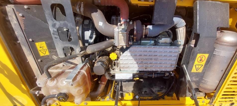 Excavator pe senile - JCB JS 220 X