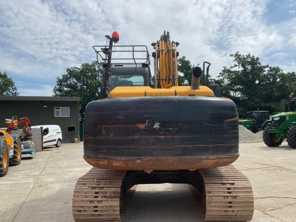 Excavator pe senile - JCB JS145