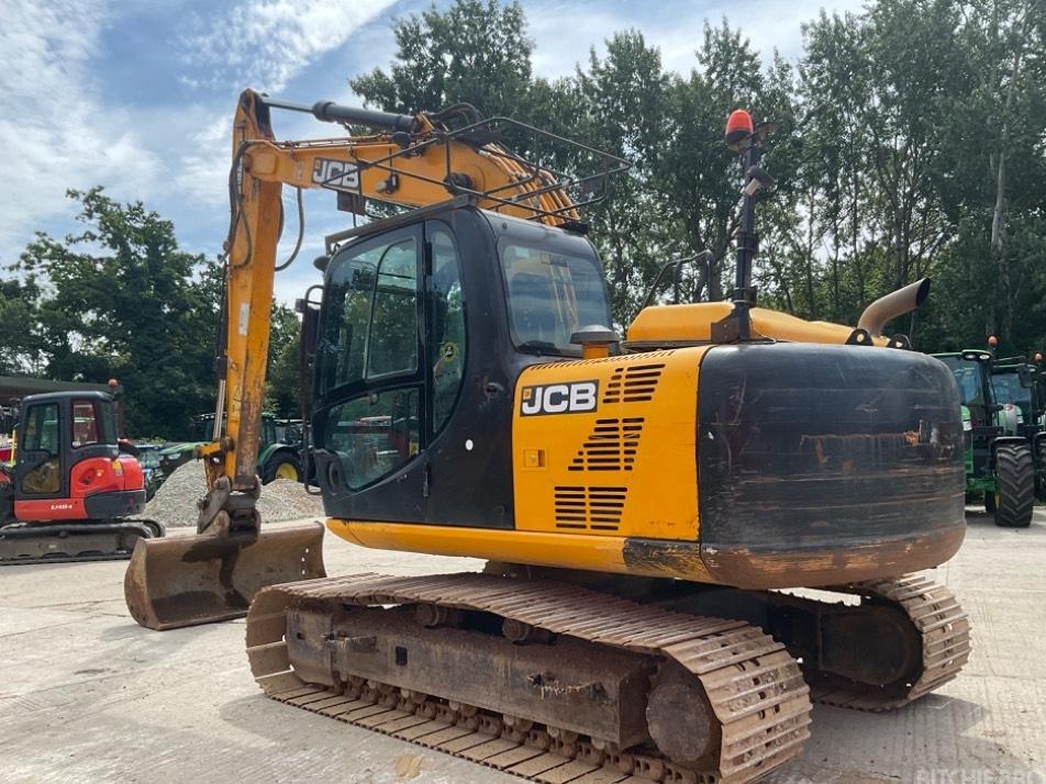 Excavator pe senile - JCB JS145