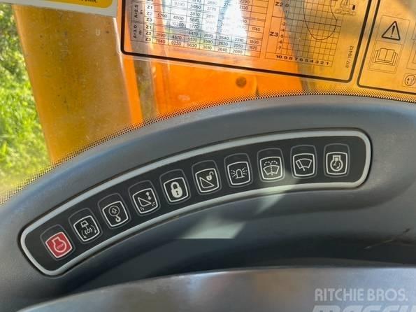 Excavator pe senile - JCB JZ 140 LC