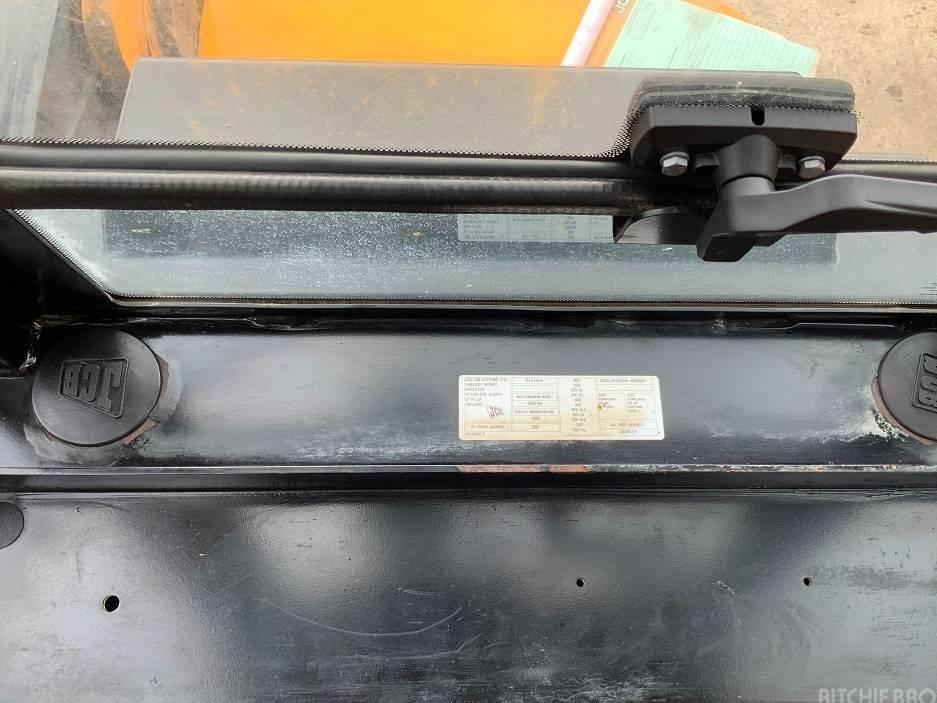 Incarcator telescopic - JCB TLT35D 4X4