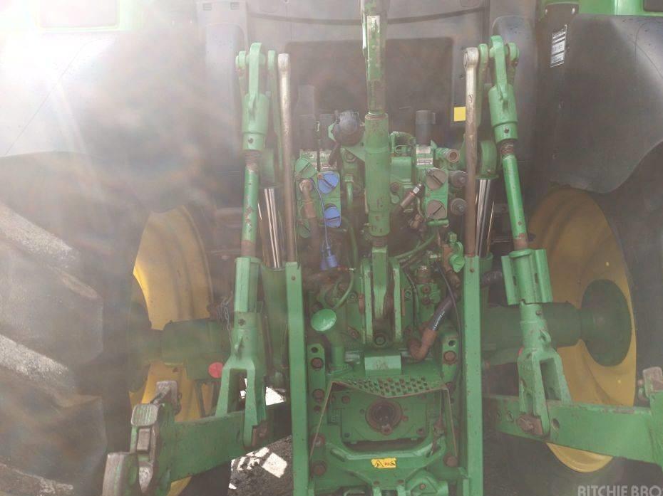 Tractor - John Deere 6130 R