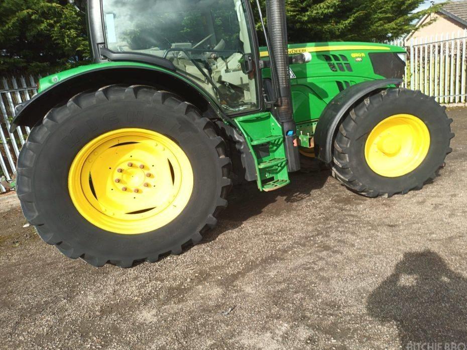 Tractor - John Deere 6130 R