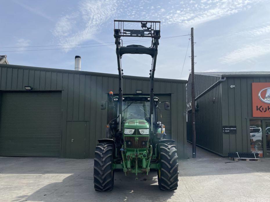 Tractor - John Deere 6140 R