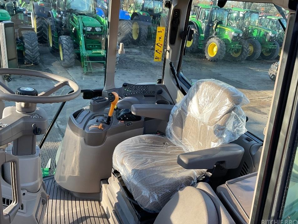 Tractor - John Deere 6155 M