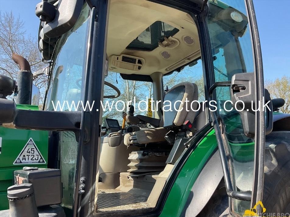 Tractor - John Deere 6155 R