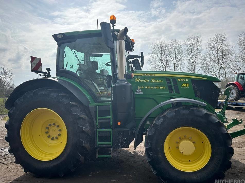 Tractor - John Deere 6250 R