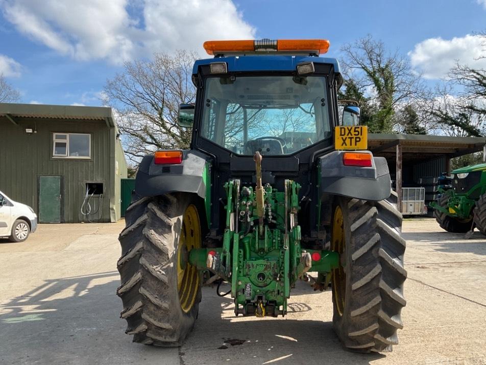 Tractor - John Deere 6410