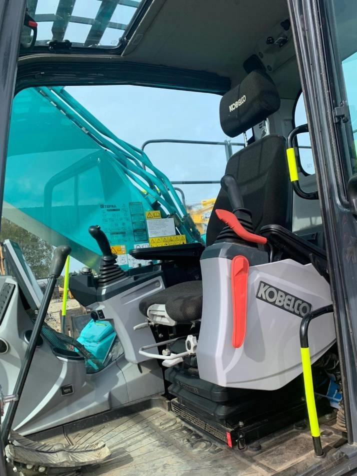 Excavator pe senile - Kobelco SK 210 LC-11