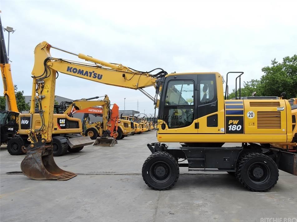 Excavator pe roti - Komatsu PW180-10 German+New tyres