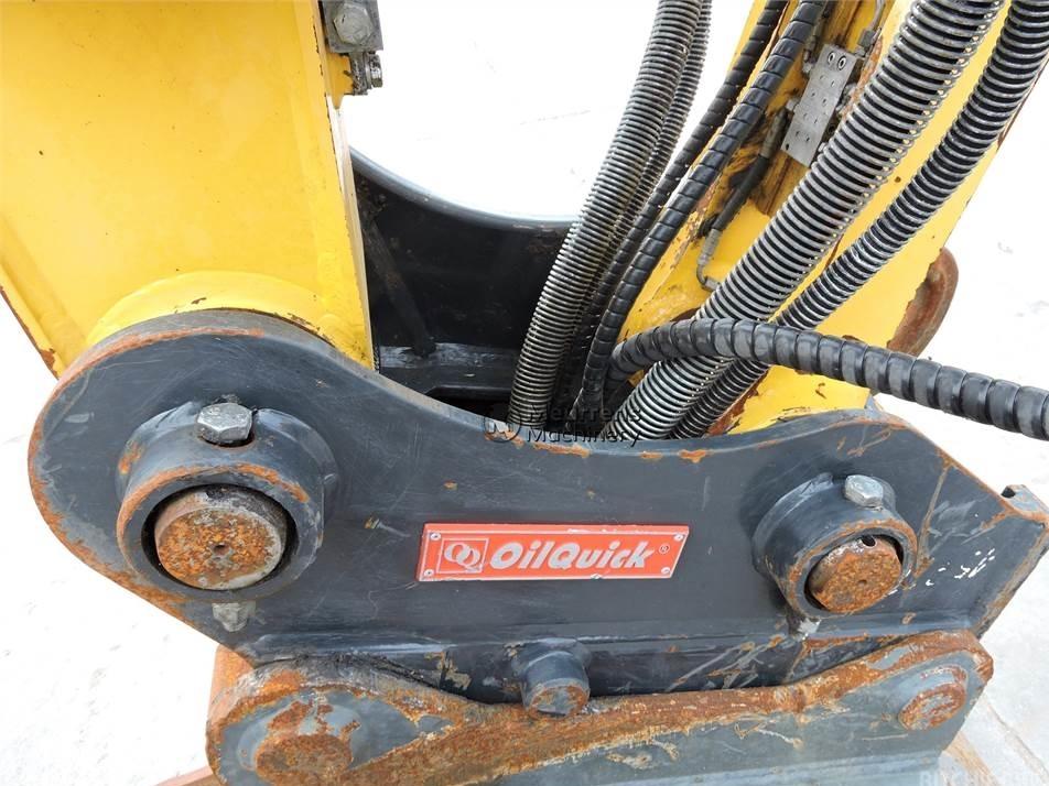 Excavator pe roti - Komatsu PW180-10 German+New tyres