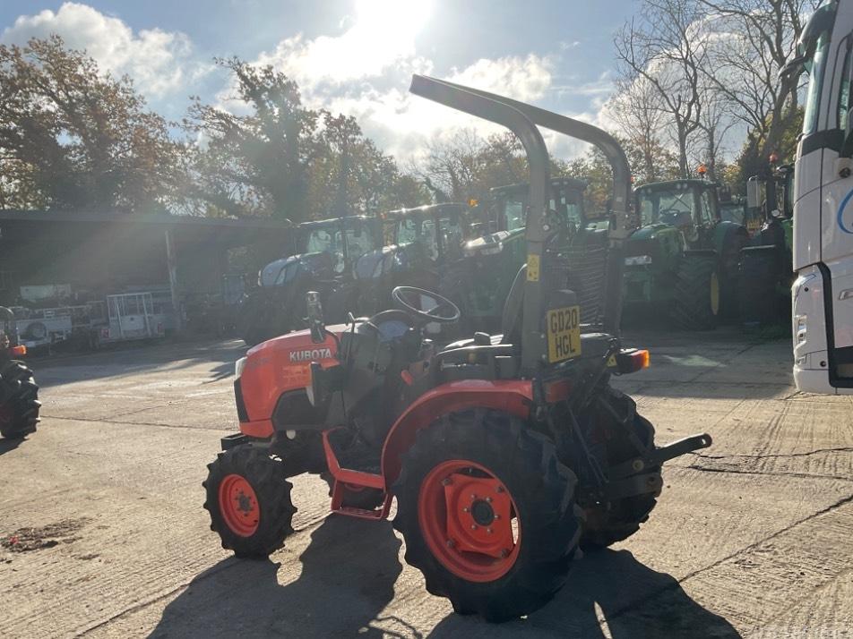 Tractor - Kubota B 2261