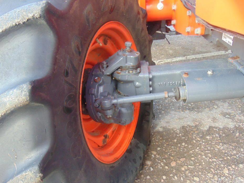 Tractor - Kubota M 110 GX