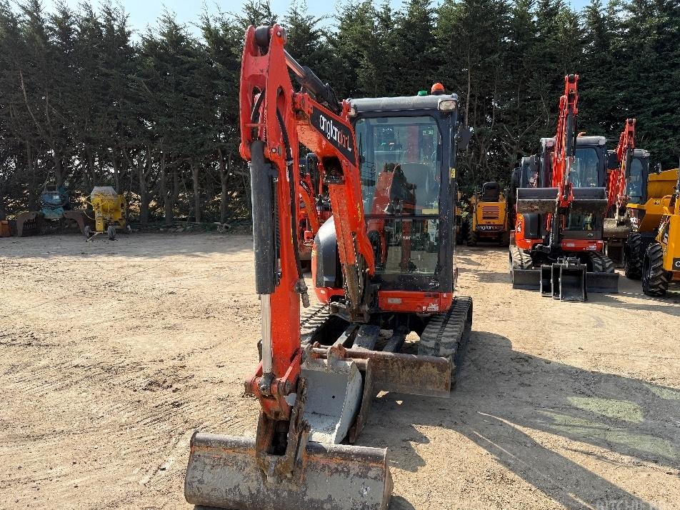 Miniexcavator - Kubota U 27-4