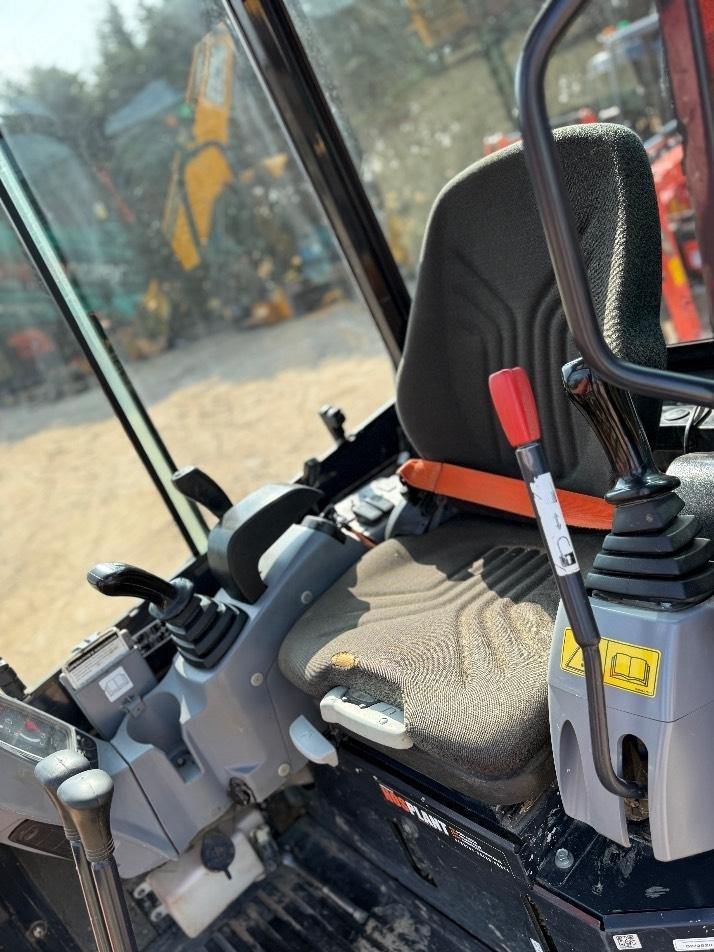 Miniexcavator - Kubota U 27-4