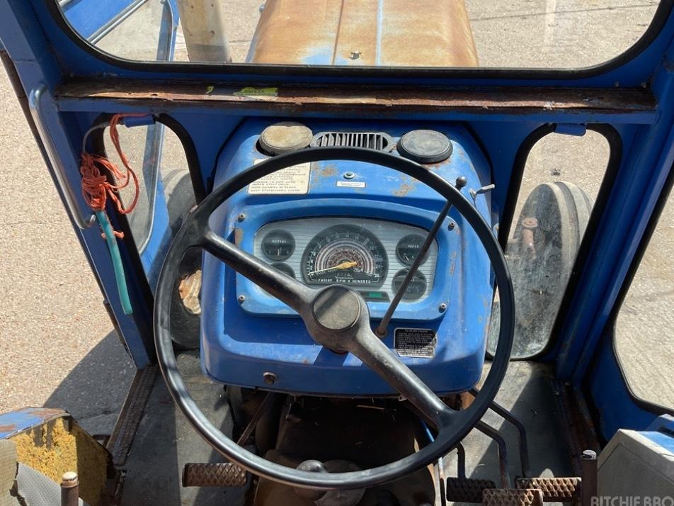 Tractor - Leyland 272