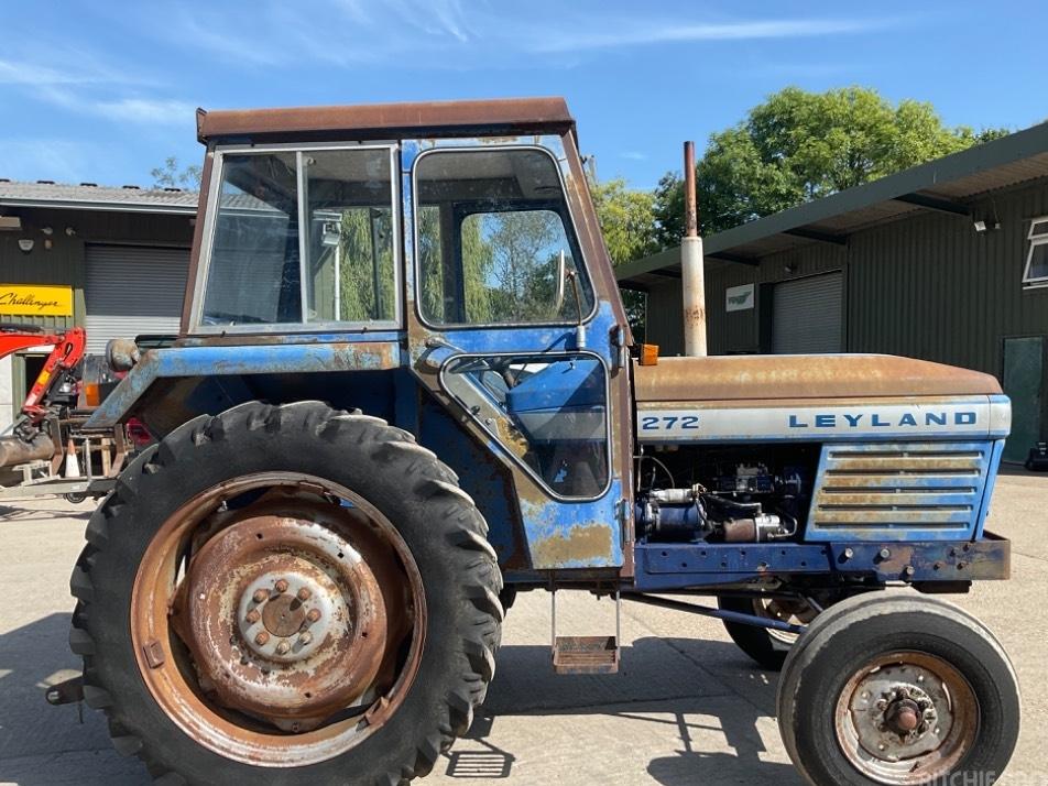 Tractor - Leyland 272