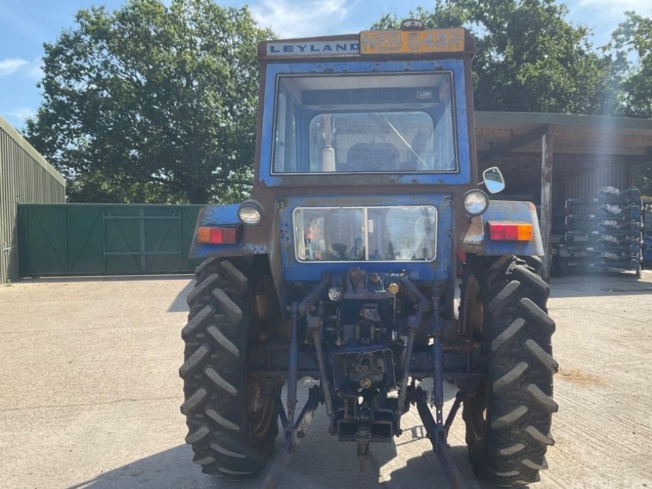 Tractor - Leyland 272