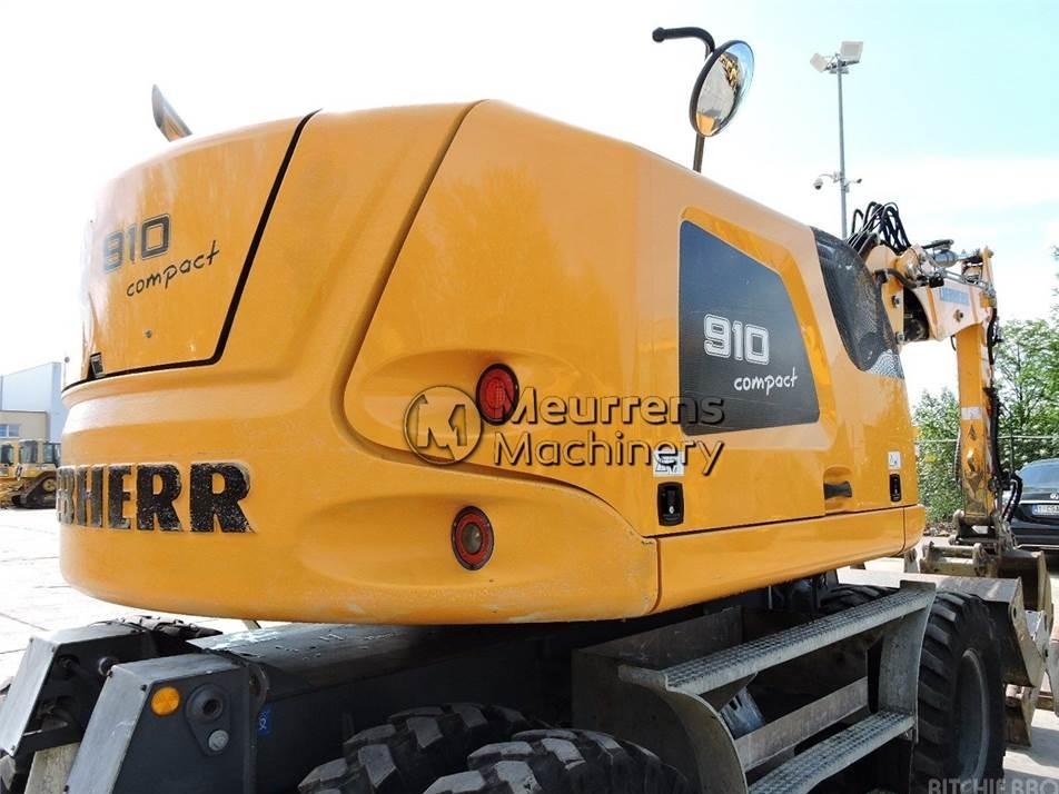 Excavator pe roti - Liebherr A910