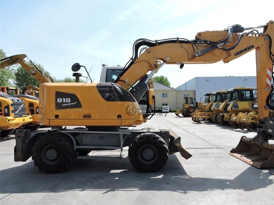 Excavator pe roti - Liebherr A918