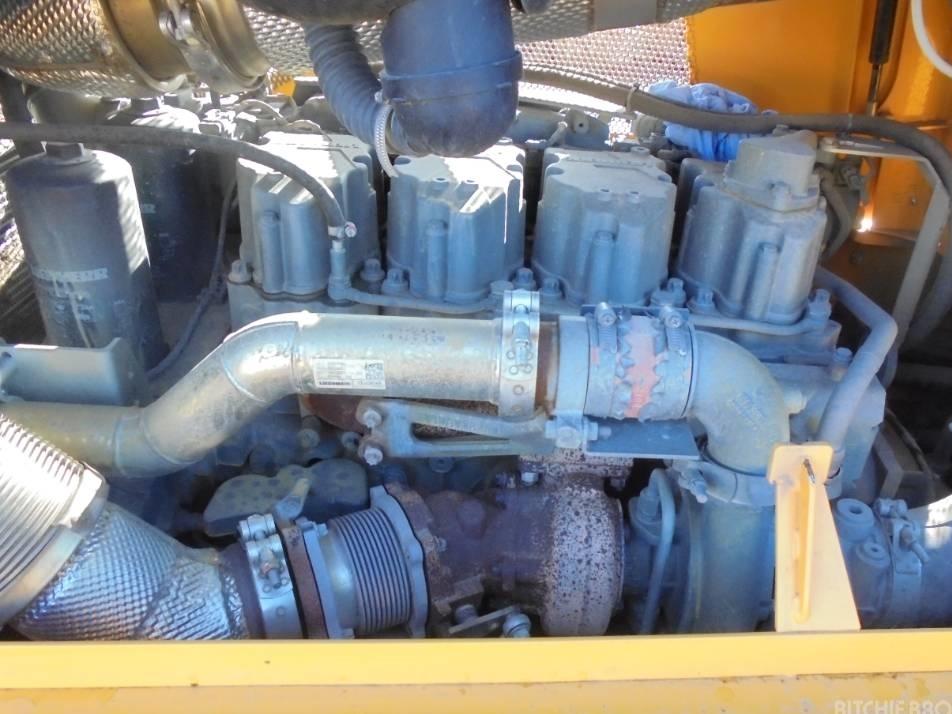 Buldozer - Liebherr PR 736 LGP