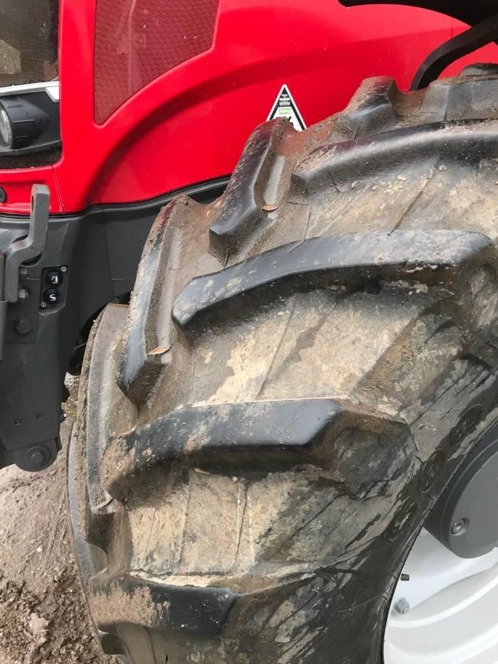 Tractor - Massey Ferguson 7720