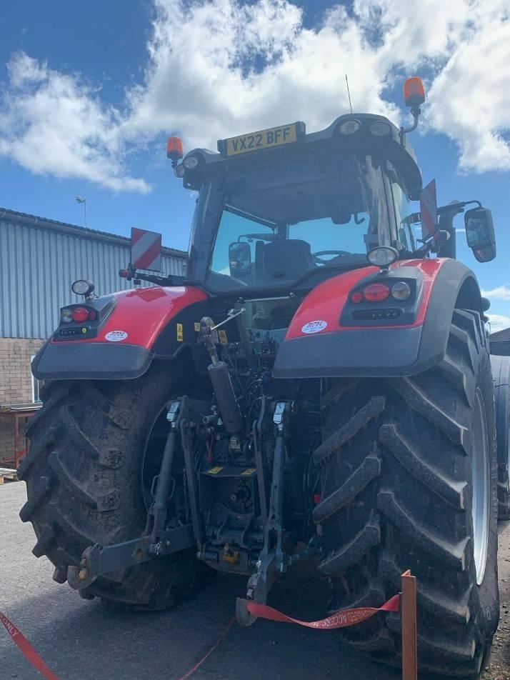 Tractor - Massey Ferguson 8740S