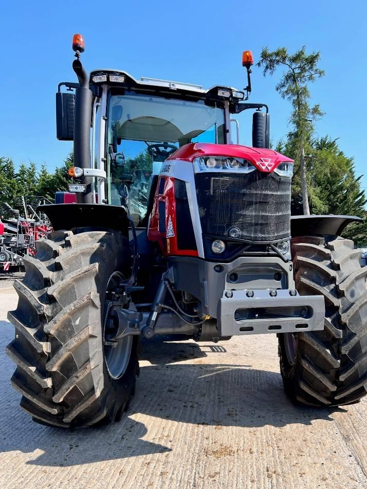 Tractor - Massey Ferguson 8S.205 EFD7