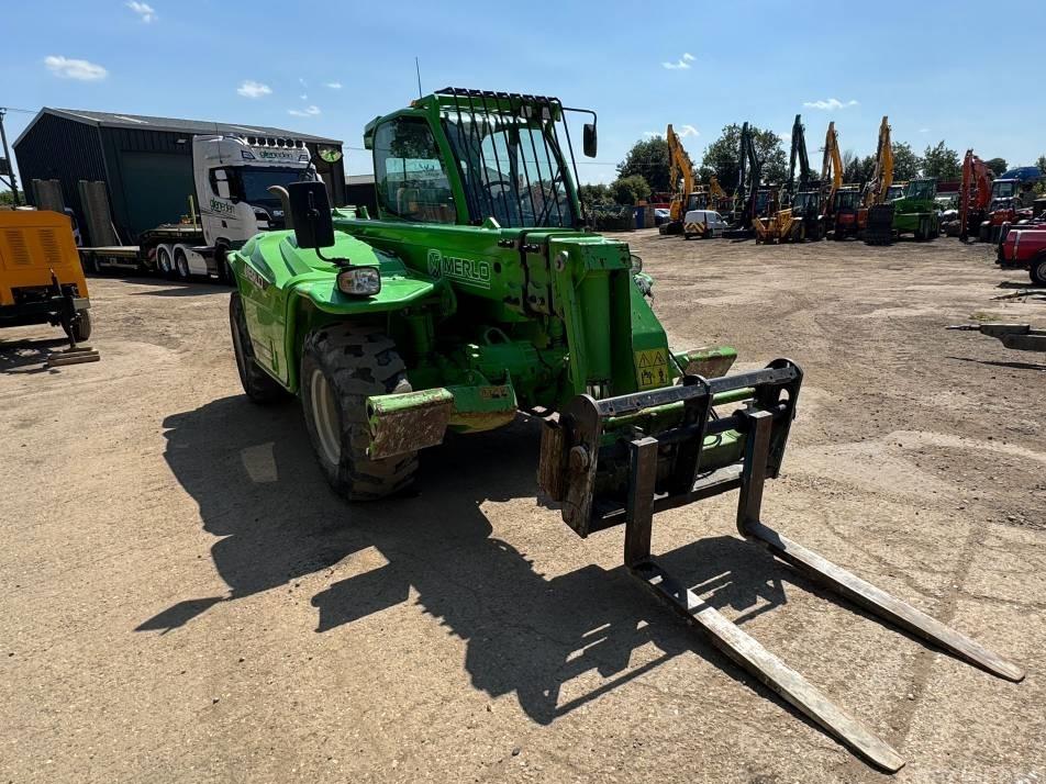 Incarcator telescopic - Merlo P 40.13