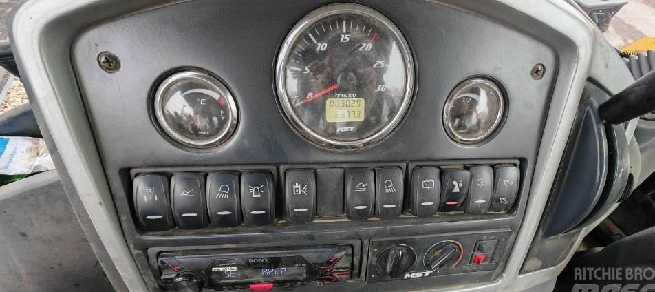 Buldoexcavator - MST 642plus, AirCon, Joy, 3000óra