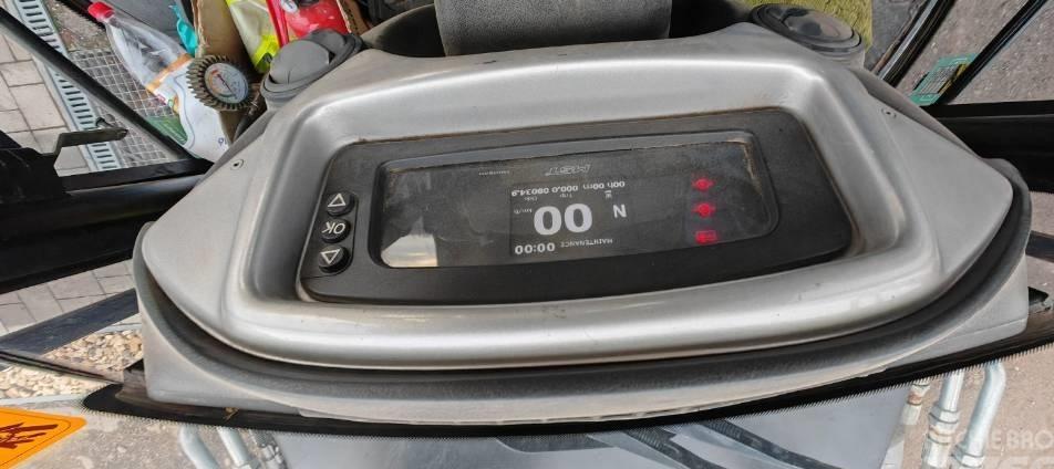 Buldoexcavator - MST 642plus, AirCon, Joy, 3000óra