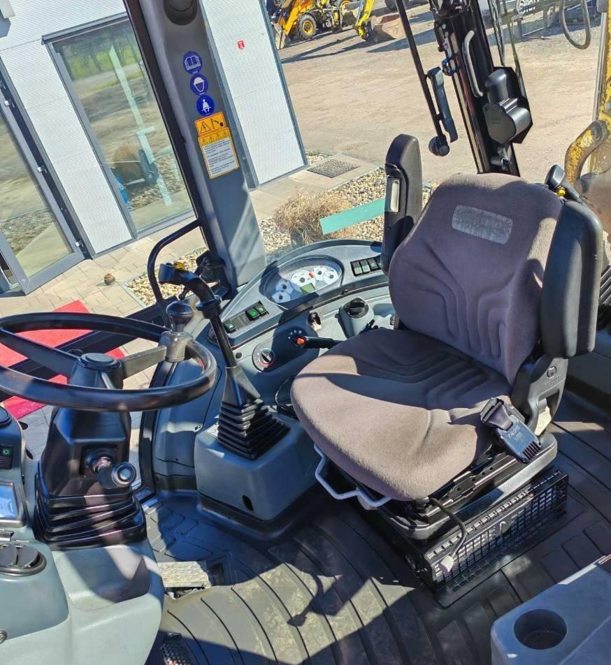 Buldoexcavator - New Holland LB 110 B