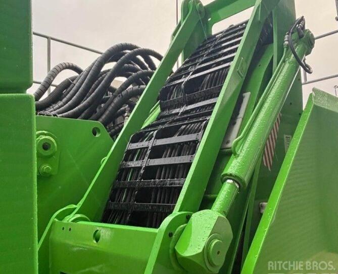 Excavator pe senile - Sennebogen 830R
