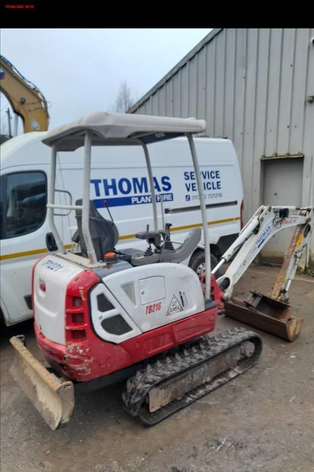 Miniexcavator - Takeuchi TB216