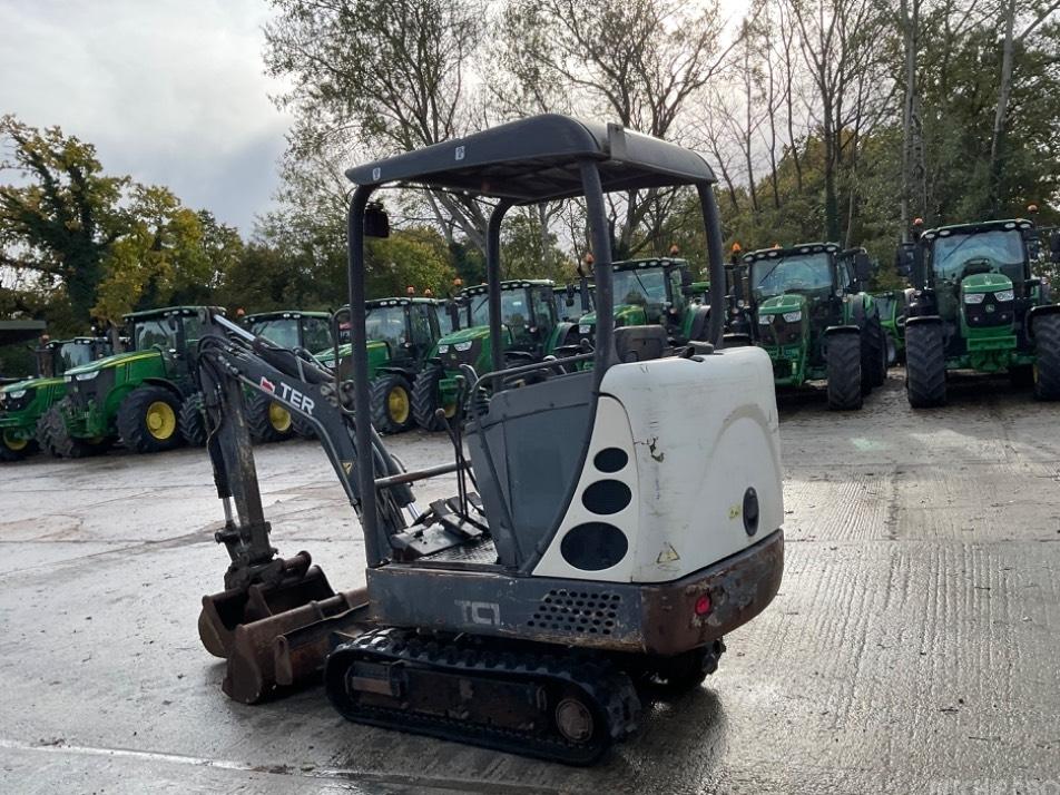 Miniexcavator - Terex TC 15